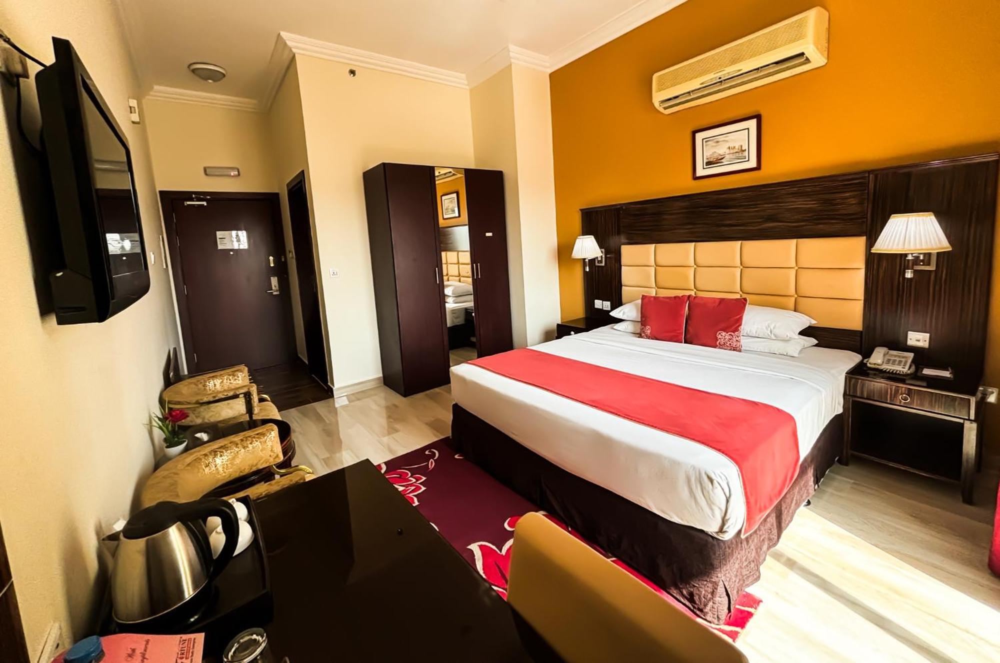 Fortune Hotel Deira Dubai Eksteriør billede